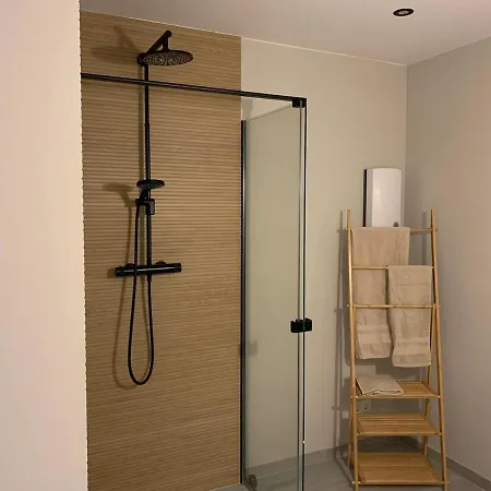 Auszeit Am - Moderne Direkt Am Швиловзе